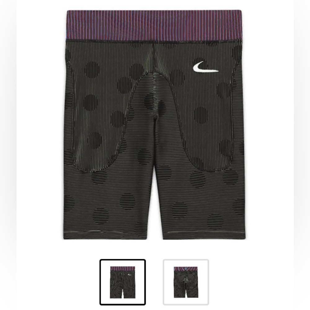 BNWT Off White x Nike Tight Shorts Black Dot Women’s M
CU2480-010